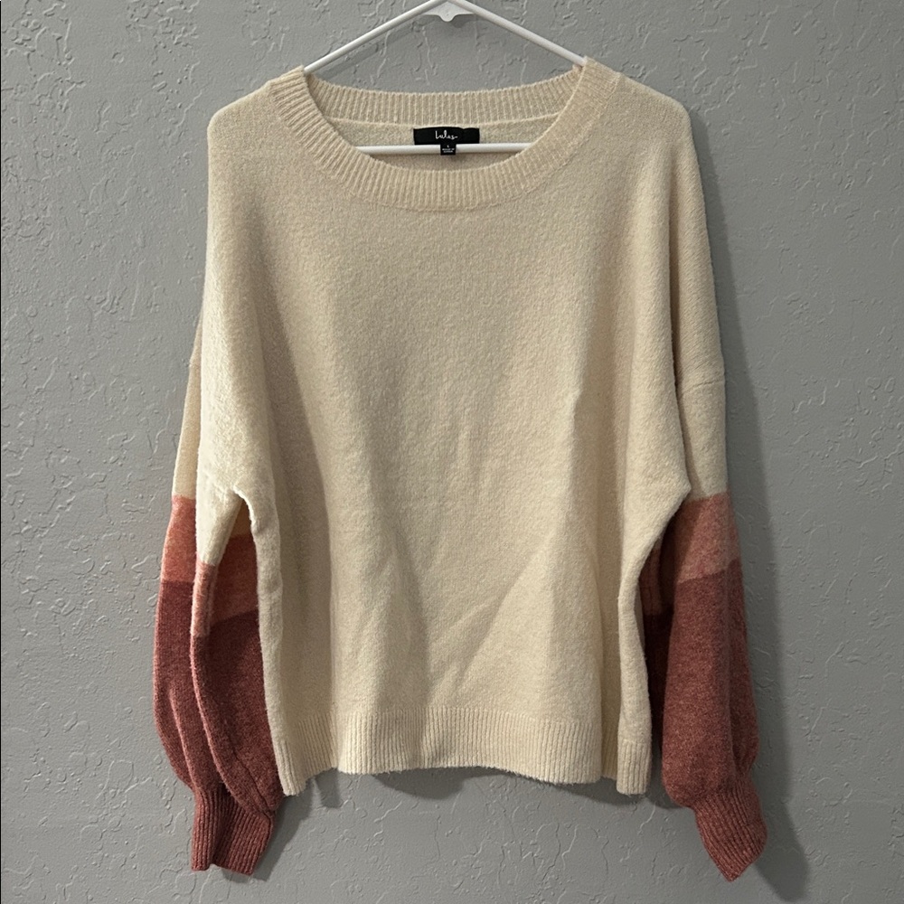 Lulu’s color block sleeve sweater - never worn